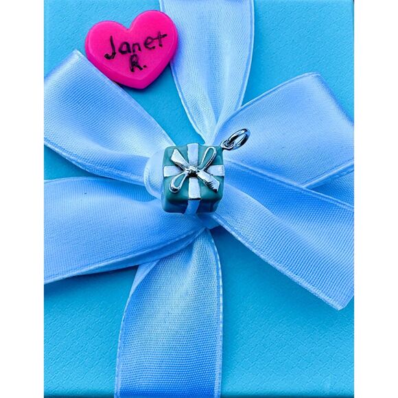 Tiffany & Co. Enamel Gift Box Present Charm Pendant in Silver - Picture 2 of 8